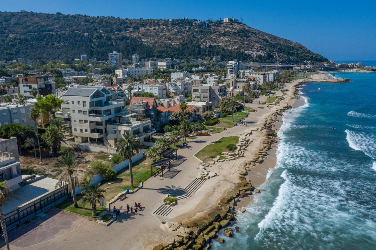 Port City Haifa - Luxury Apartments 50 Mtrs From The Beach Exterior photo